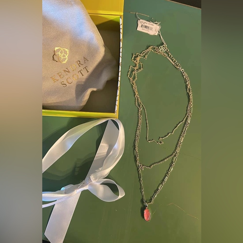 Kendra Scott Necklace